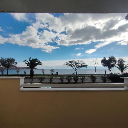 Anastasia Apartment Kavala Bagian luar foto