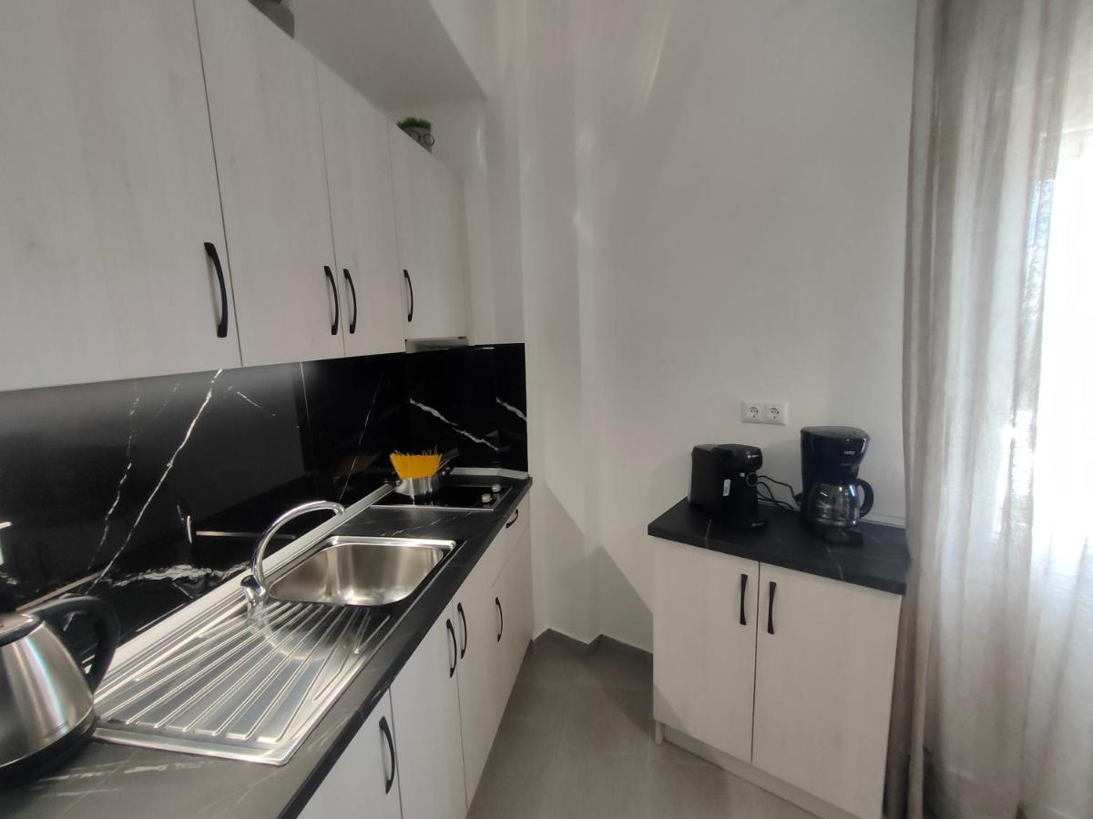 Anastasia Apartment Kavala Bagian luar foto