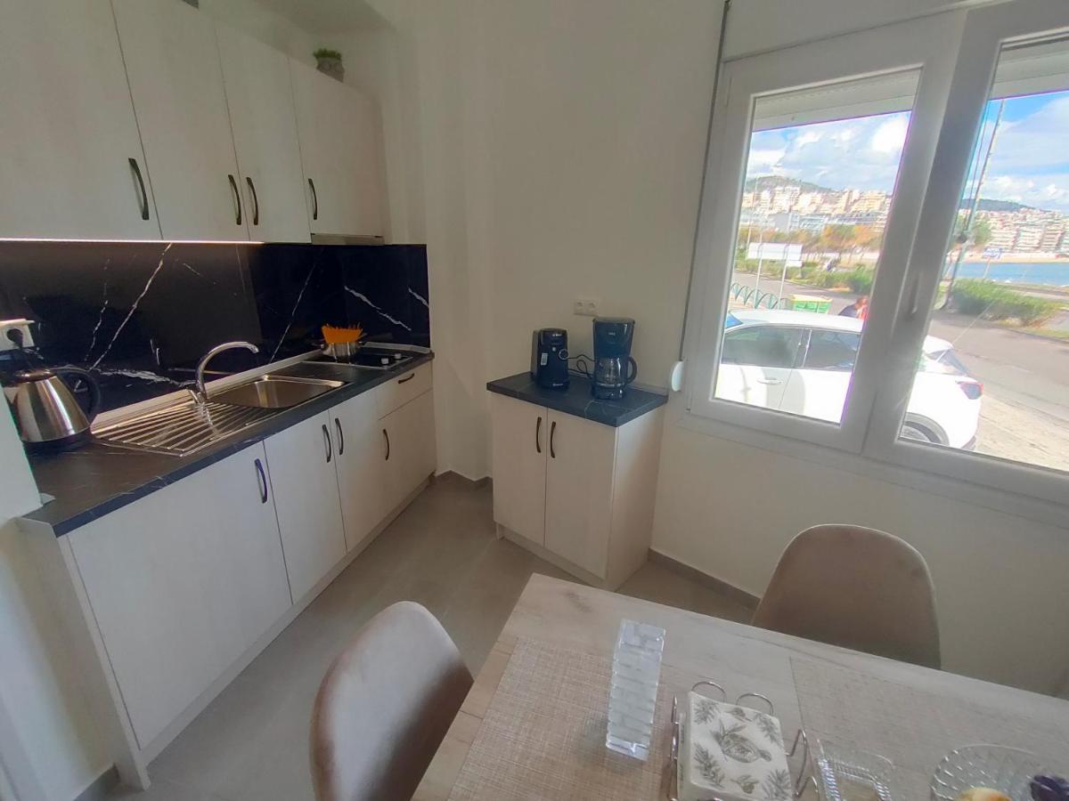 Anastasia Apartment Kavala Bagian luar foto